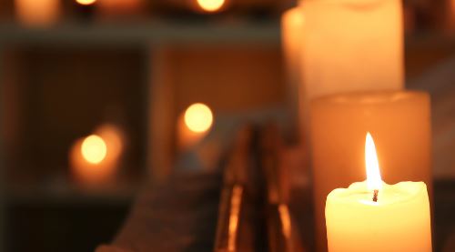 Indulgent Honey Candle Massage